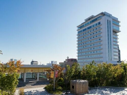 Гостиница Jr Kyushu Hotel Blossom Oita в Оите
