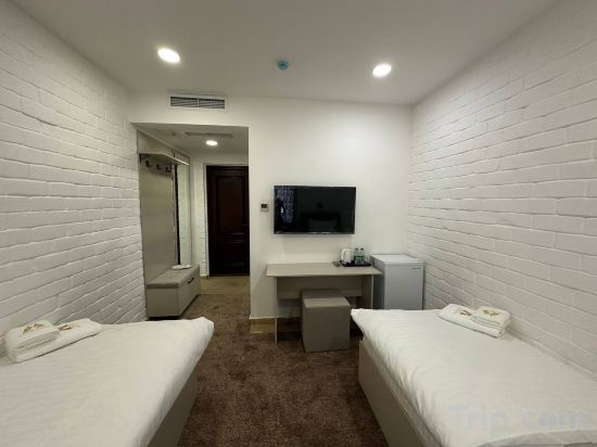 Фото Macan Boutique Hotel