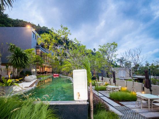 Фото The Woods Natural Park Resort Phuket