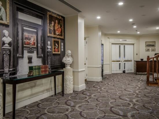 Фото Hilton London Euston