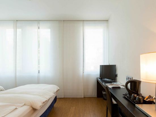 Фото Aqua Hotel Brussels