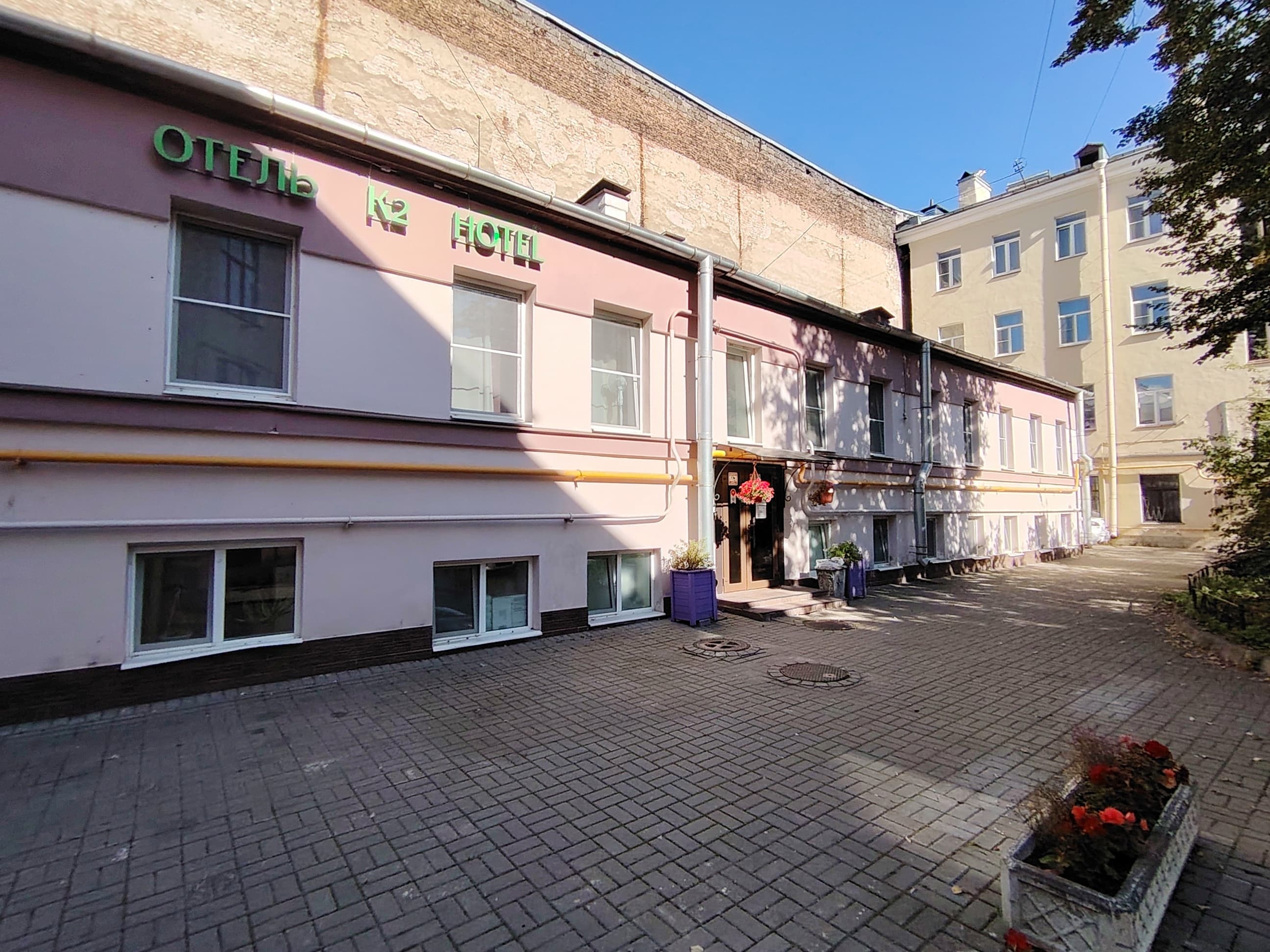 Фото отеля 1