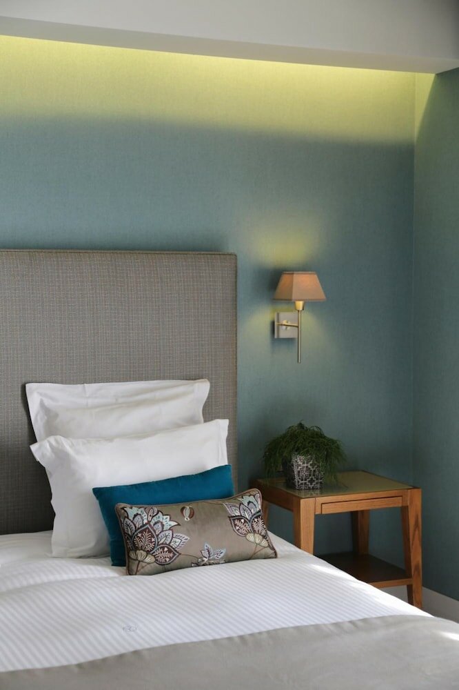 Фото The Y Hotel