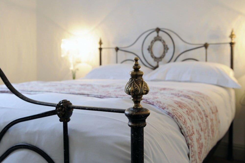 Фото Lion and Pheasant Hotel