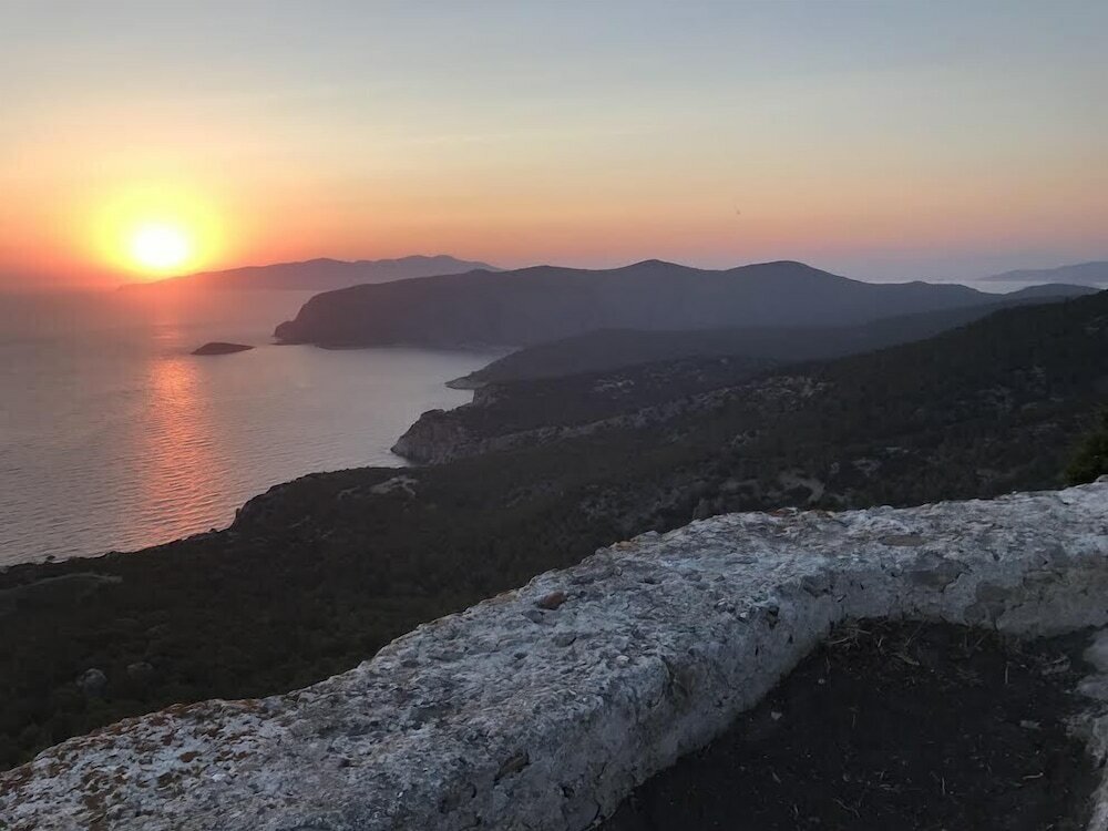 Фото Ataviros Hotel