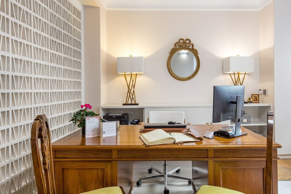 Фото Sweet Home Hotel