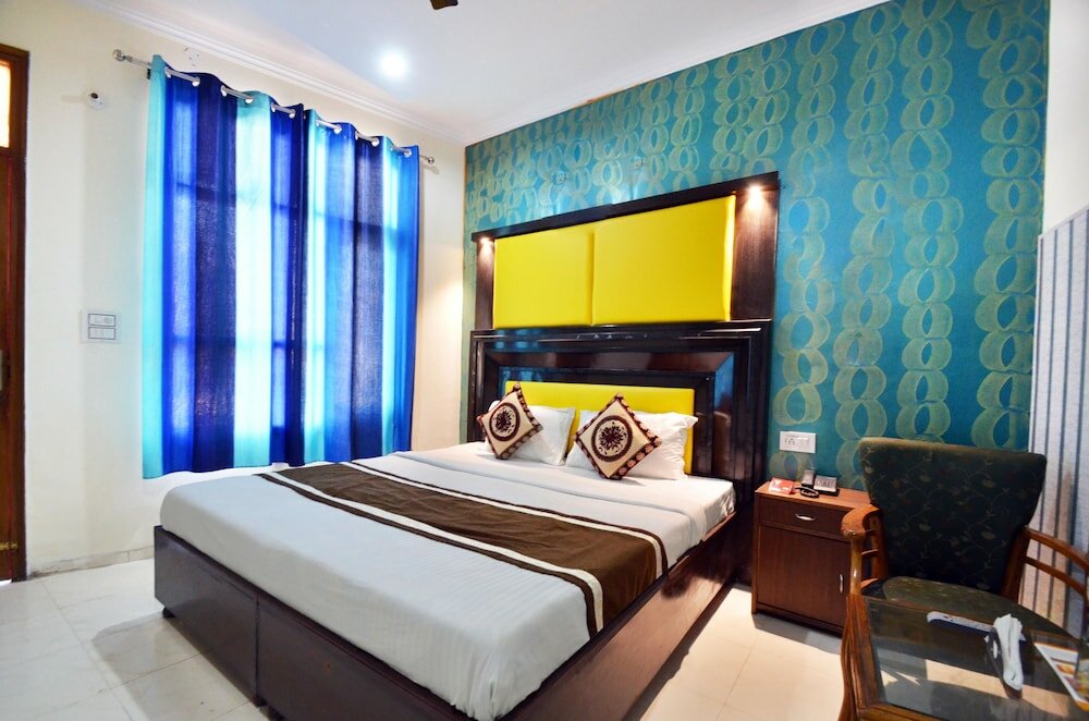 Фото отеля 2