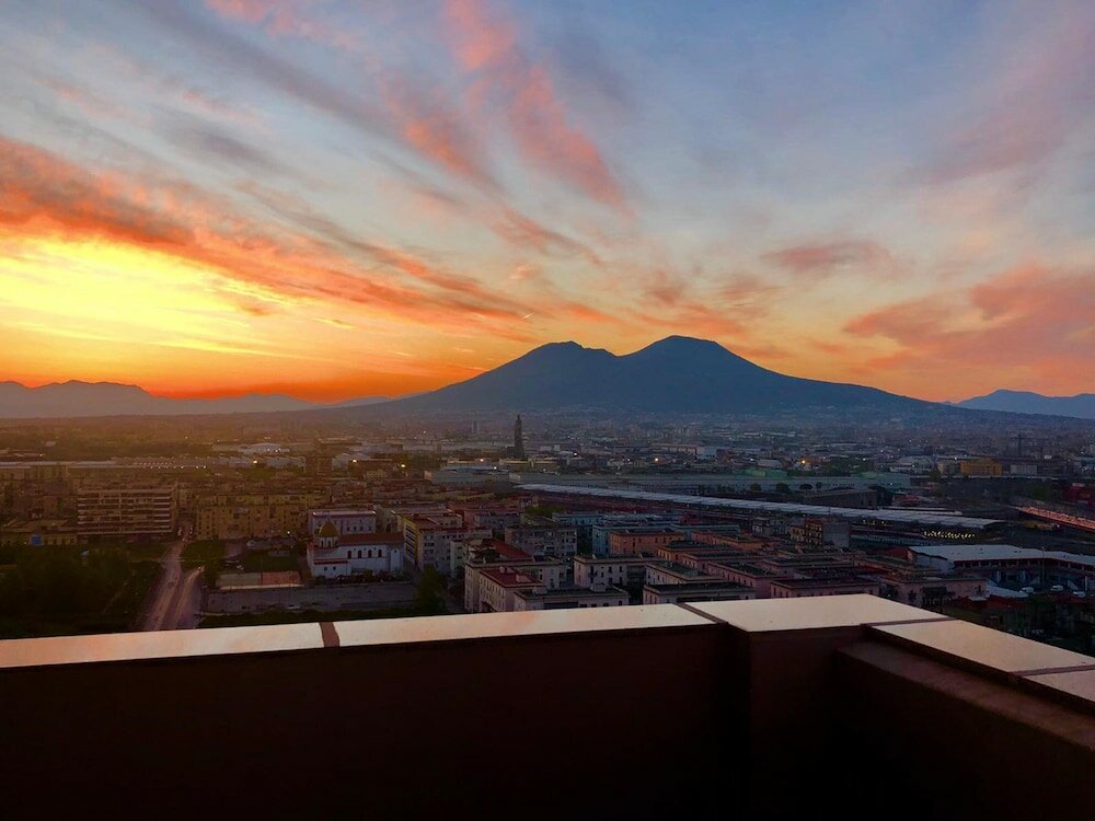 Фото Holiday Inn Naples, an Ihg Hotel