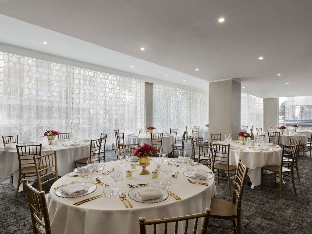 Фото Mövenpick Hotel Auckland