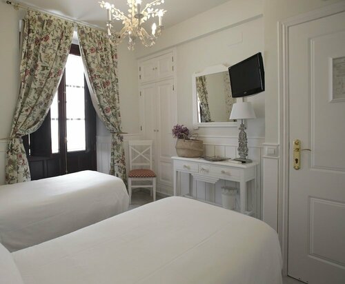 Внешний вид отеля Basic Hotel Puerta de Sevilla в Севилье, фото 3