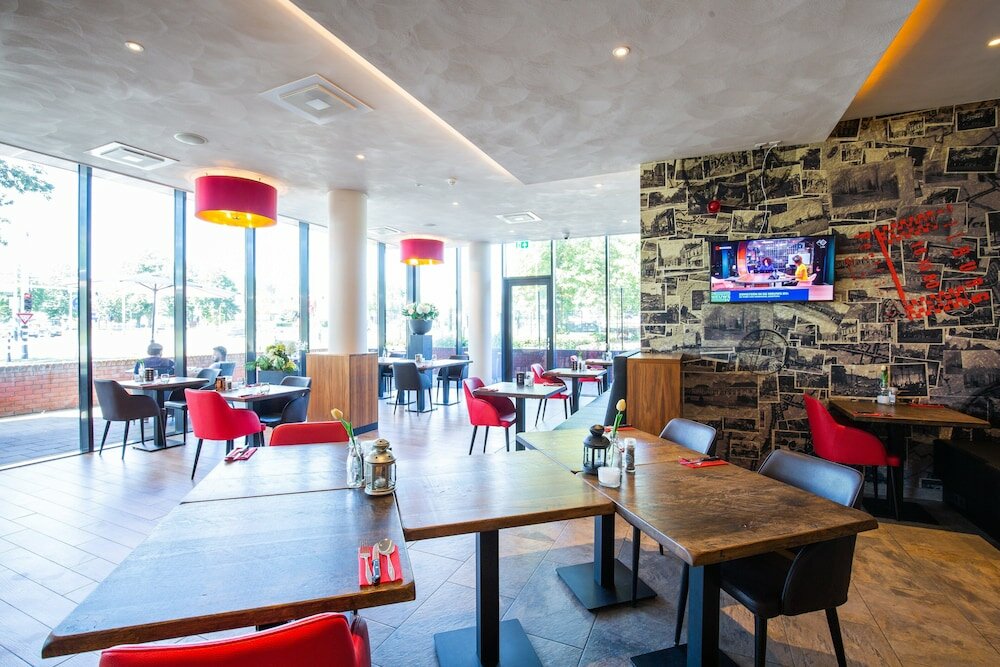 Фото Bastion Hotel Tilburg