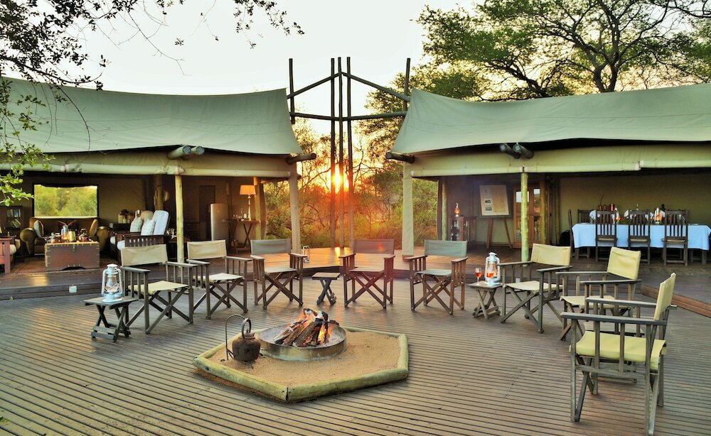 Фото Rhino Walking Safaris