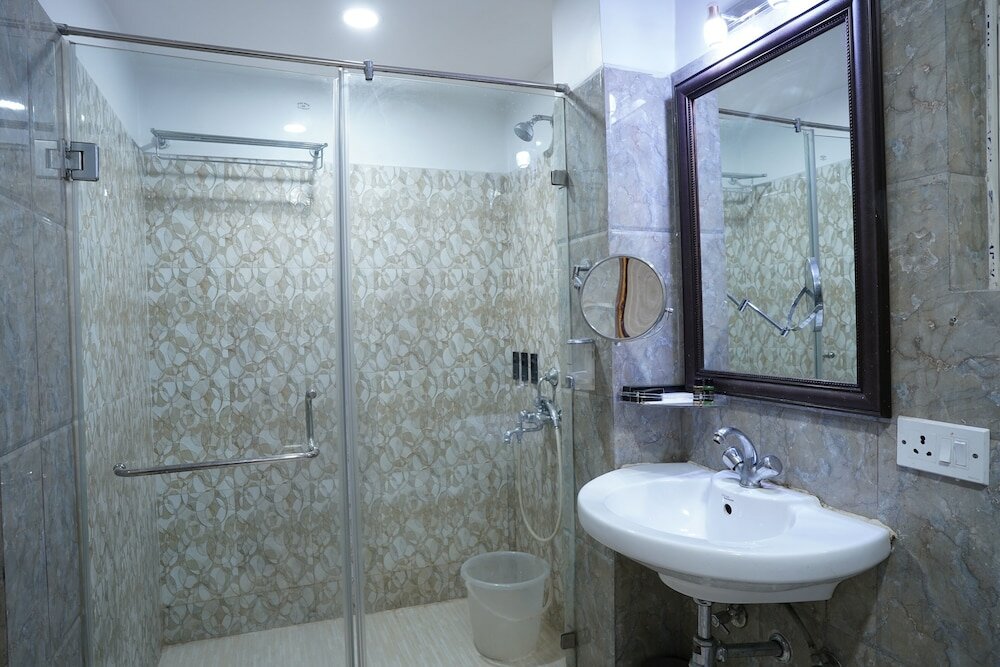 Фото Hotel Emirates