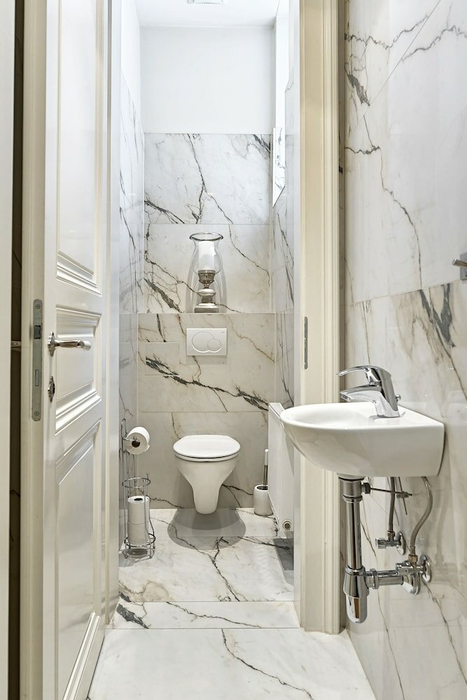 Фото 6 Rooms - Garnisongasse