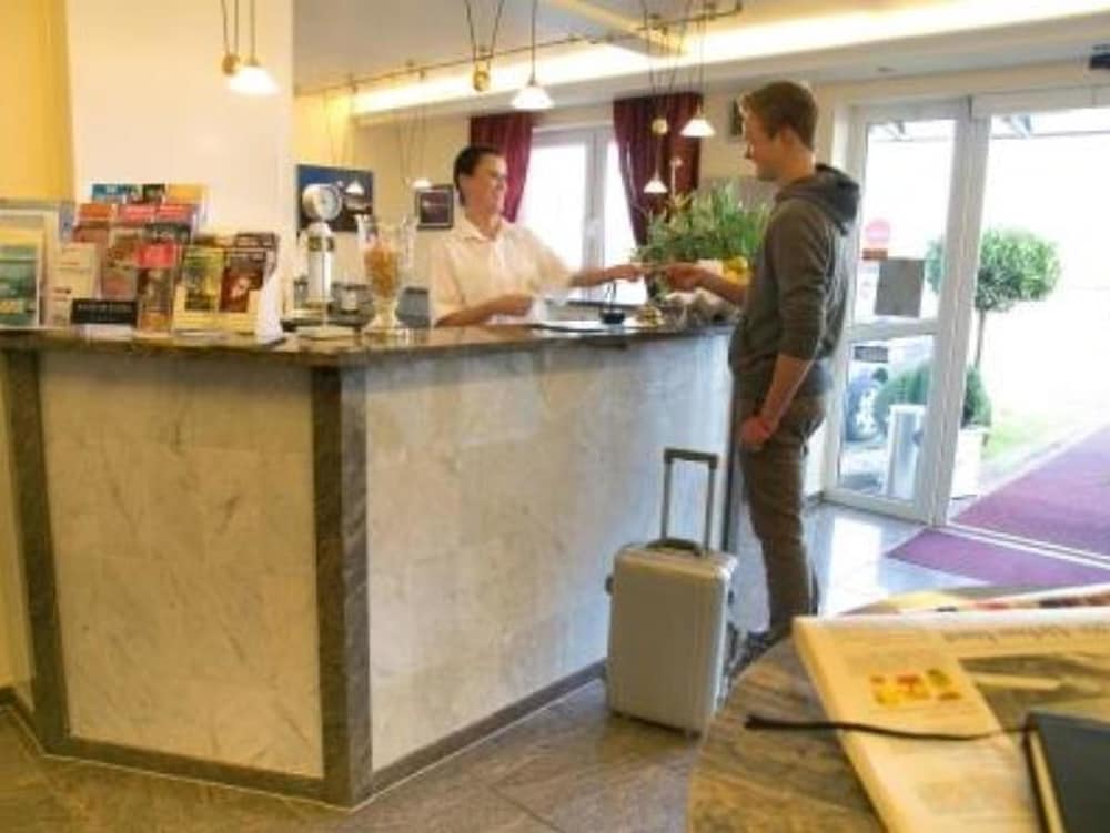 Фото Hotel Am Elbufer