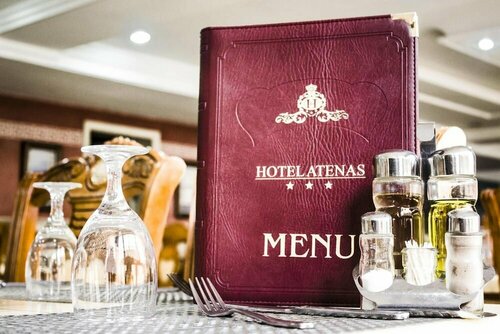 Гостиница Atenas Hotel в Тетуане