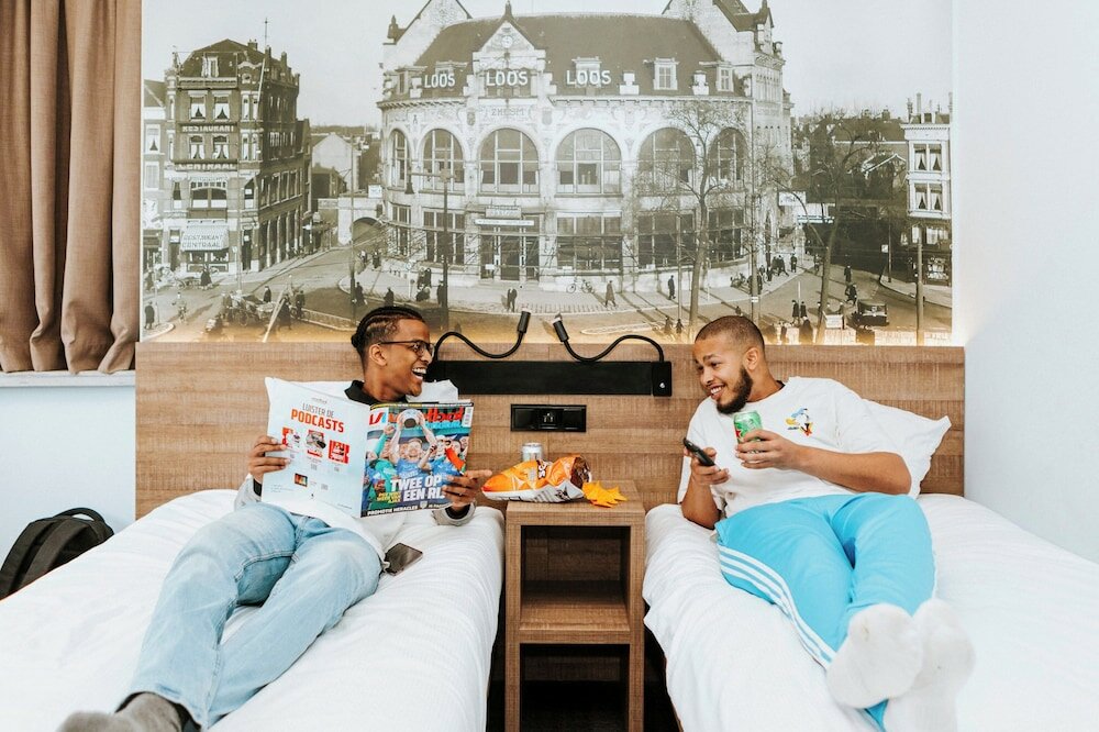 Фото Rotterdam Teleport Hotel