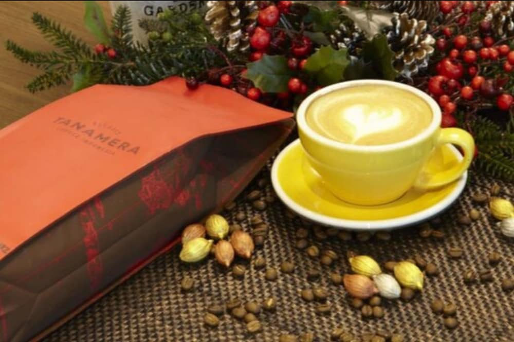 Фото Ashley Wahid Hasyim