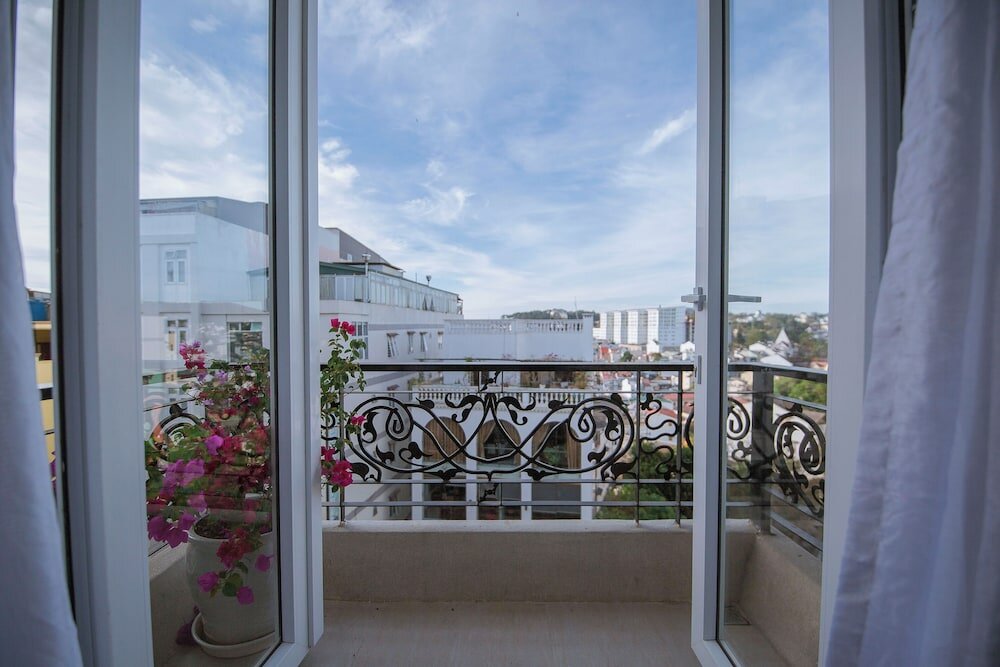 Фото Отель Du Lys Dalat