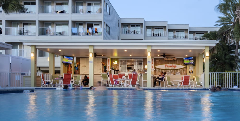 Фото Sailport Waterfront Suites