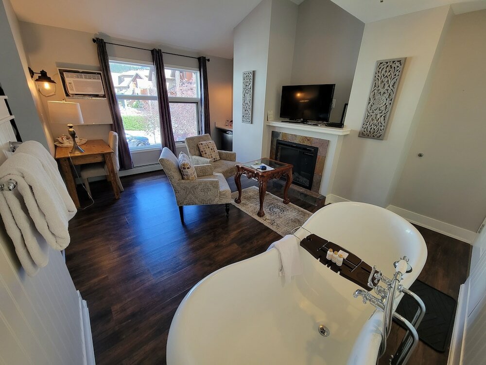 Фото The Georgetown Inn