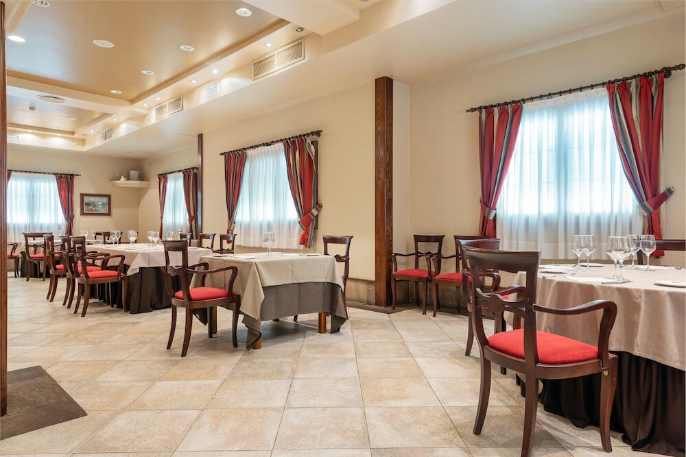 Фото Hospedium Hotel Blu Loiu