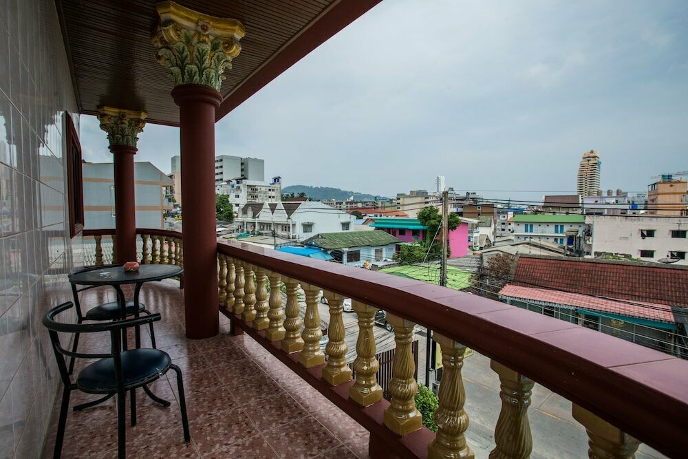Hotel Paripas Express Hotel Patong, Phuket Province, photo