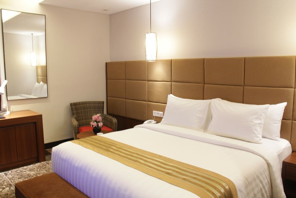 Фото Atrium Premiere Hotel Cilacap