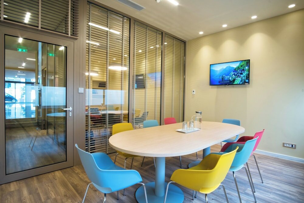 Фото Casual Kubic Athens Hotel