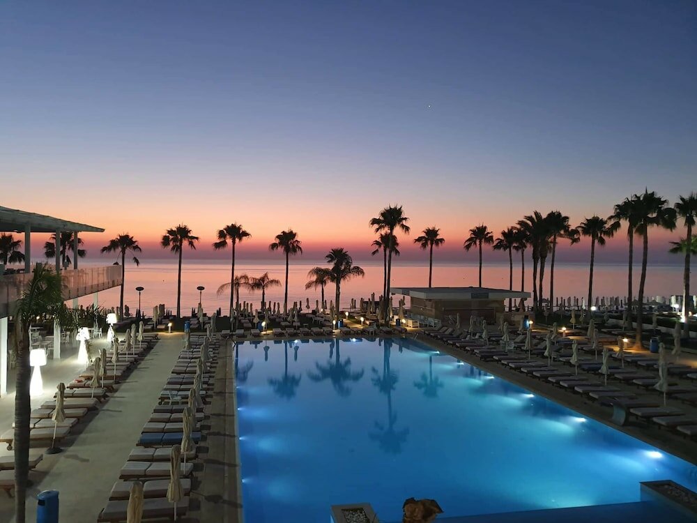 Фото Constantinos The Great Beach Hotel