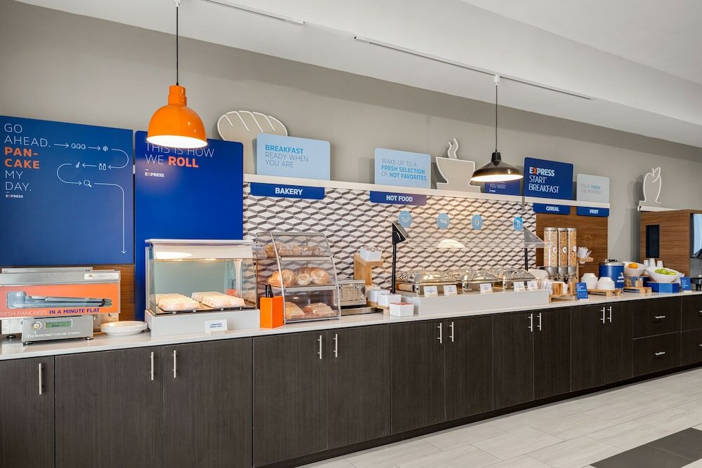 Фото Holiday Inn Express Hotel & Suites Graham, an Ihg Hotel