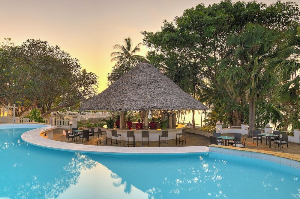 Фото Diamonds Leisure Beach & Golf Resort