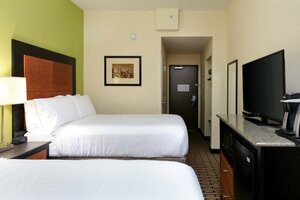 Гостиница Holiday Inn Express and Suites Atlanta Downtown, an Ihg Hotel