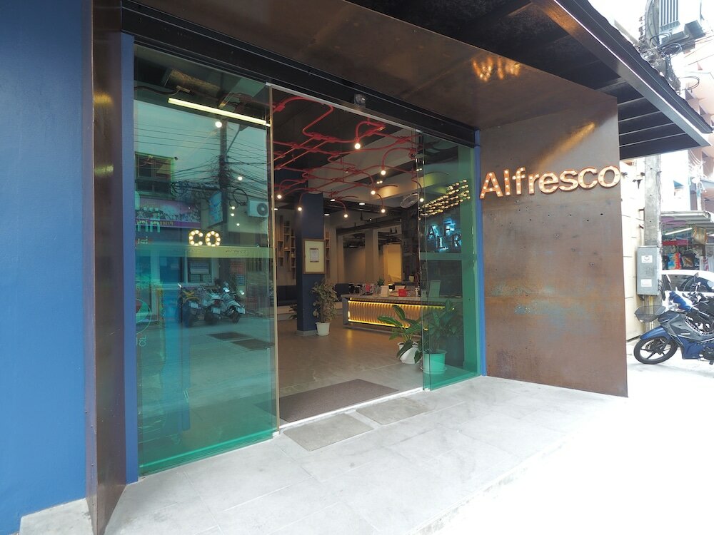 Фото Alfresco Phuket Hotel