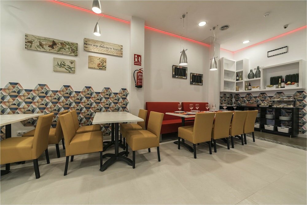 Фото Hotel Ciudad del Mar