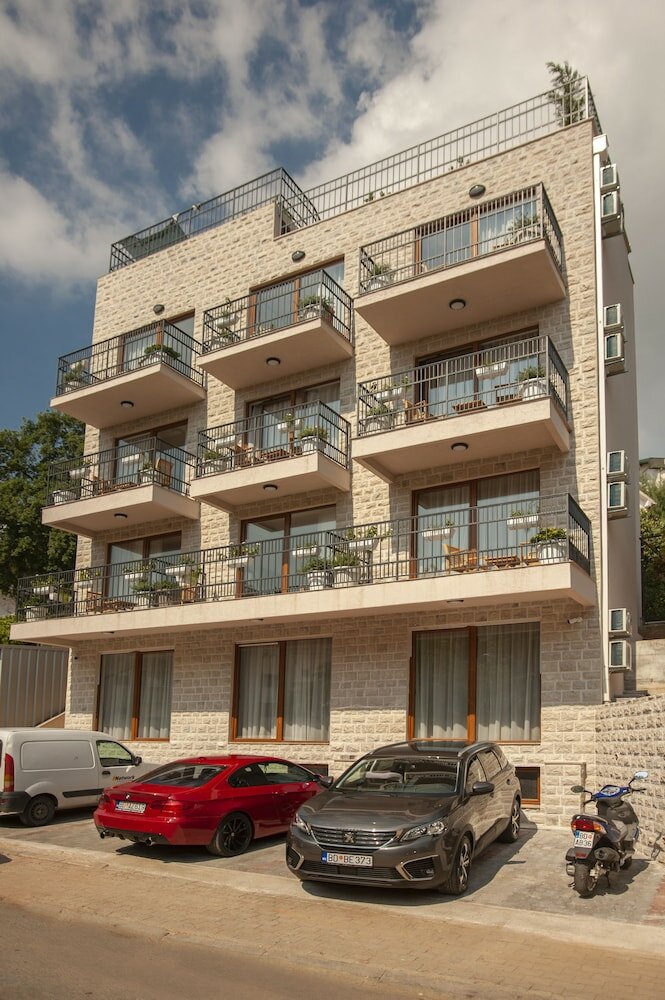 Фото Отель Twelve by Aycon