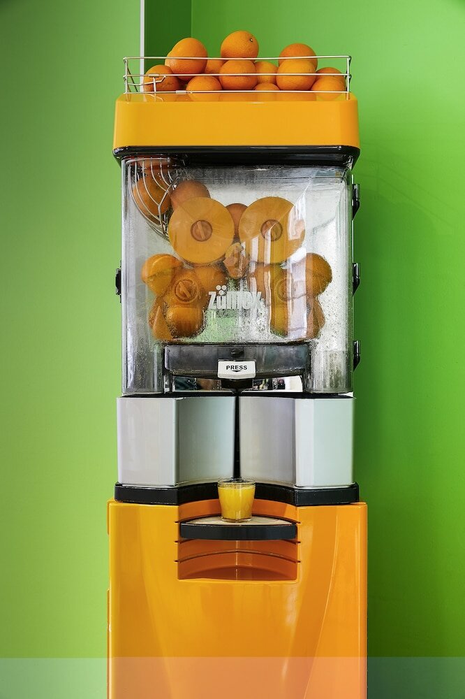 Фото ibis Styles Lille Centre Gare Beffroi