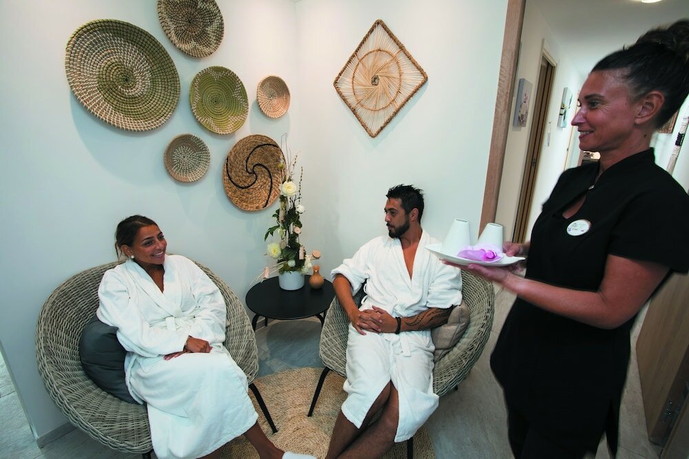 Фото Crystal Hotel & Spa