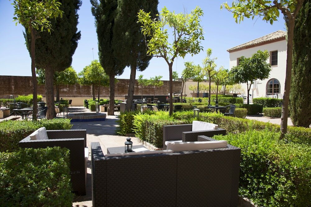 Фото Hospedería Convento de Santa Clara