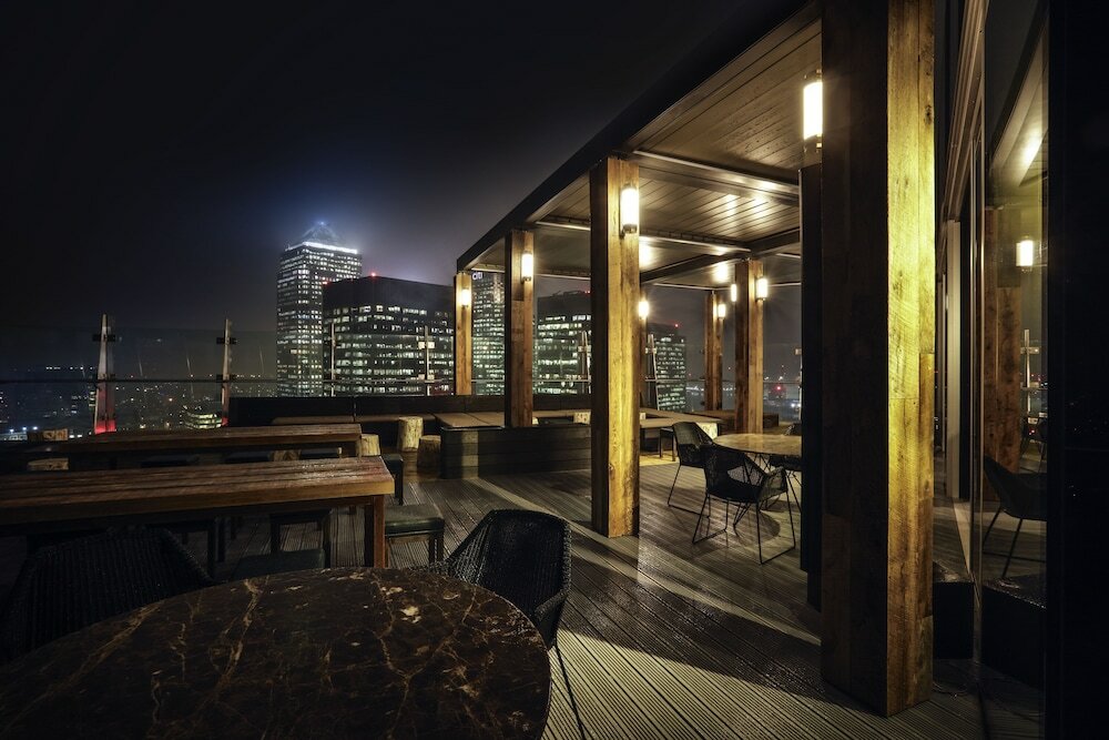 Фото Отель Novotel London Canary Wharf