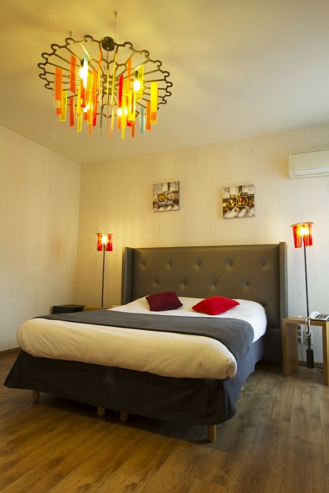 Фото Brit Hotel - Le Grand Hotel