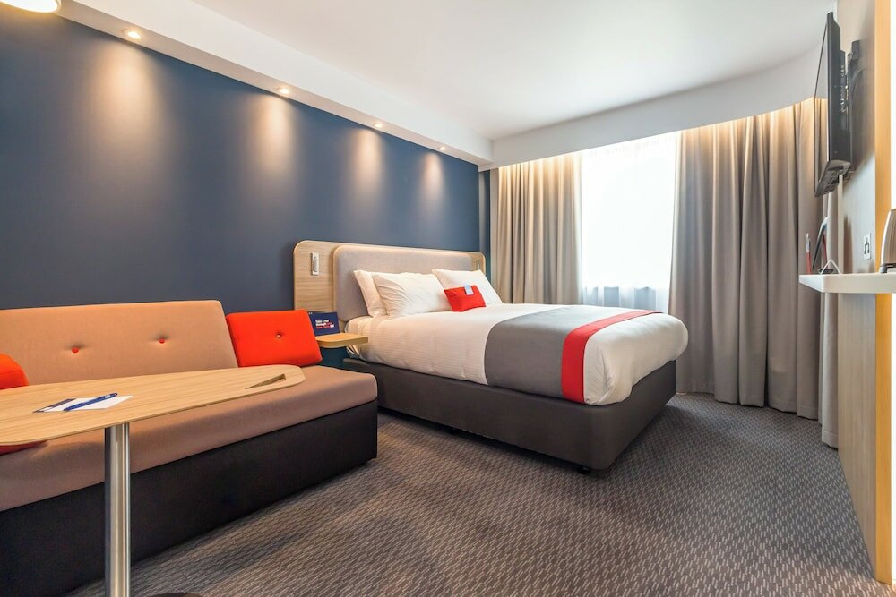 Фото Holiday Inn Express Bodmin - Victoria Junction, an Ihg Hotel