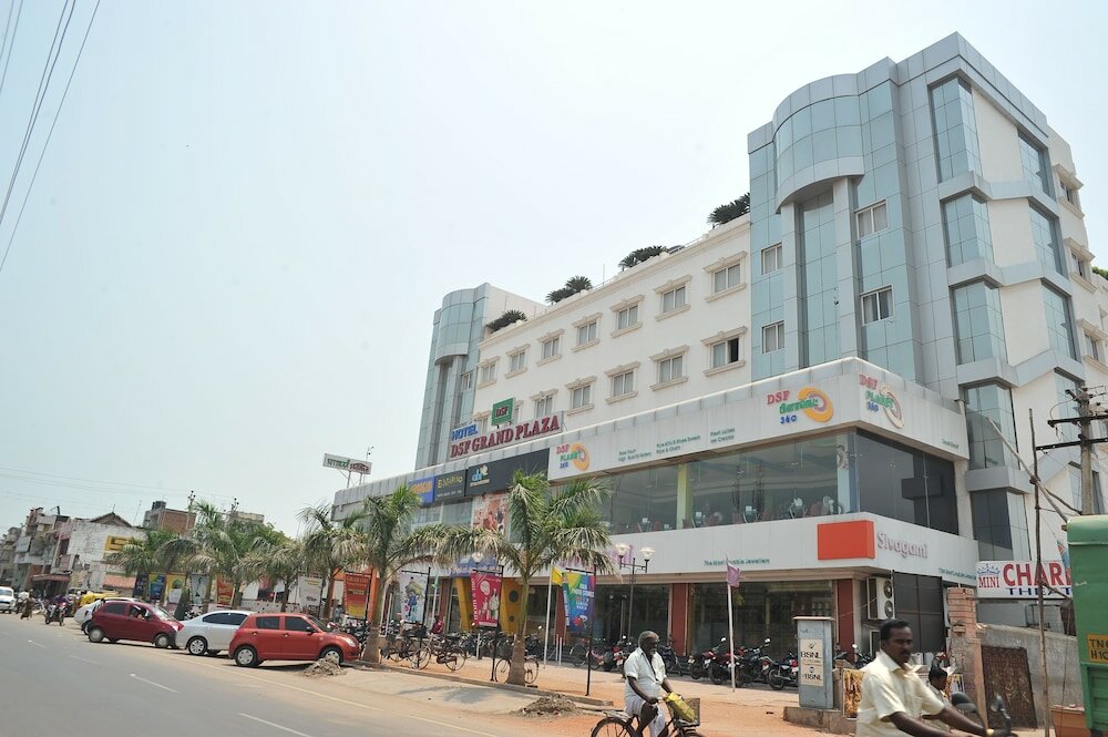 Фото Hotel Dsf GRand PLazas