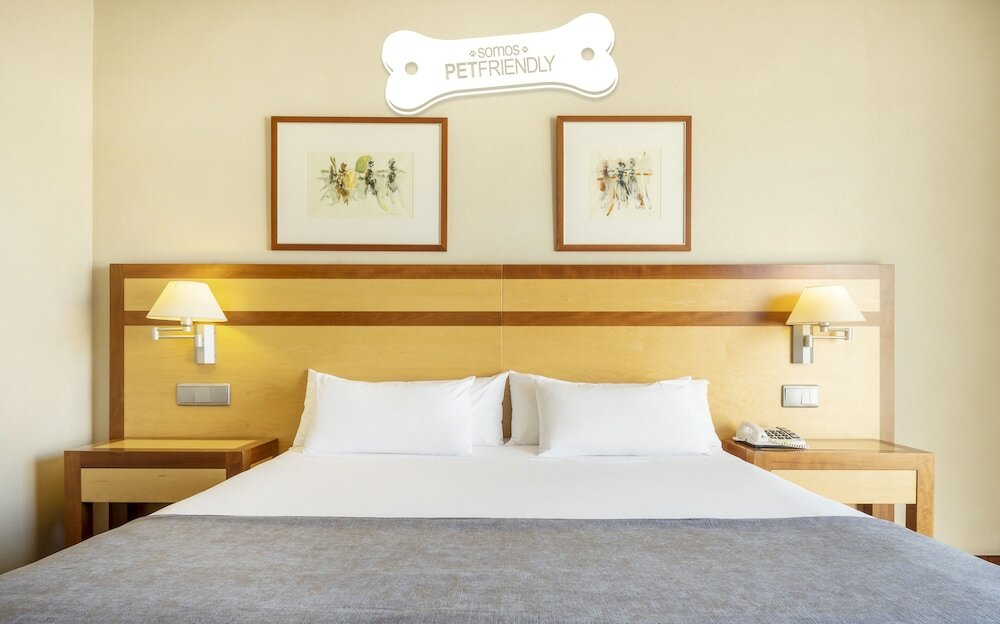 Фото Hotel Ilunion Alcalá Norte