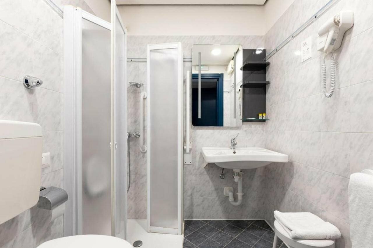 Фото B&b Hotel Como