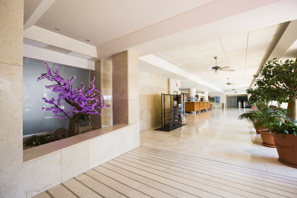 Фото Port Fiesta Park Hotel