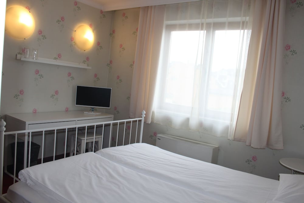 Фото Hotel Light