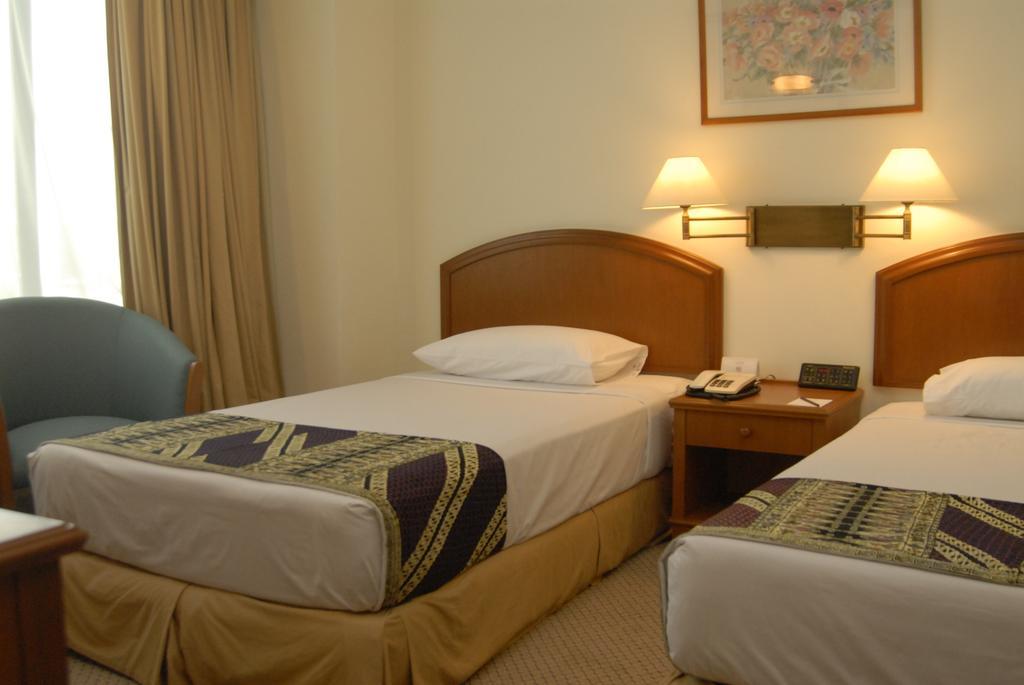 Фото Mandarin Court Hotel Kuala Lumpur