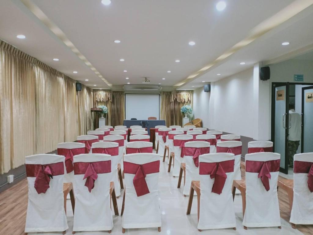 Фото The One Boutique Hotel