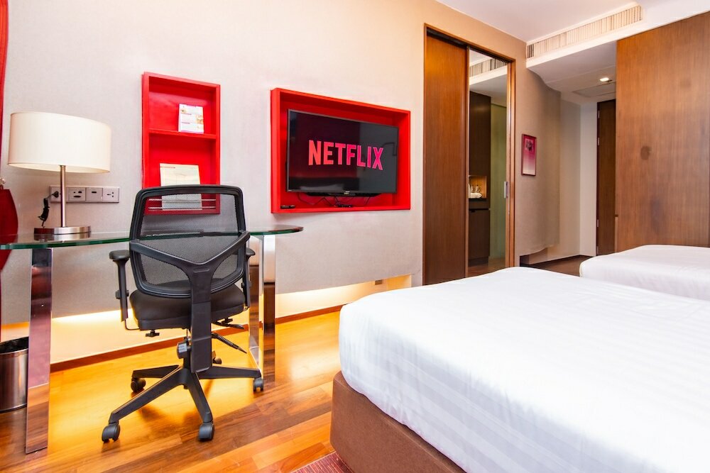 Фото Galleria 10 Hotel Bangkok by Compass Hospitality